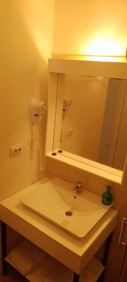 Apartman Kevin Karlobag Exteriör bild