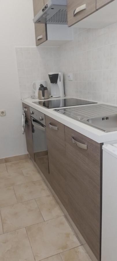 Apartman Kevin Karlobag Exteriör bild